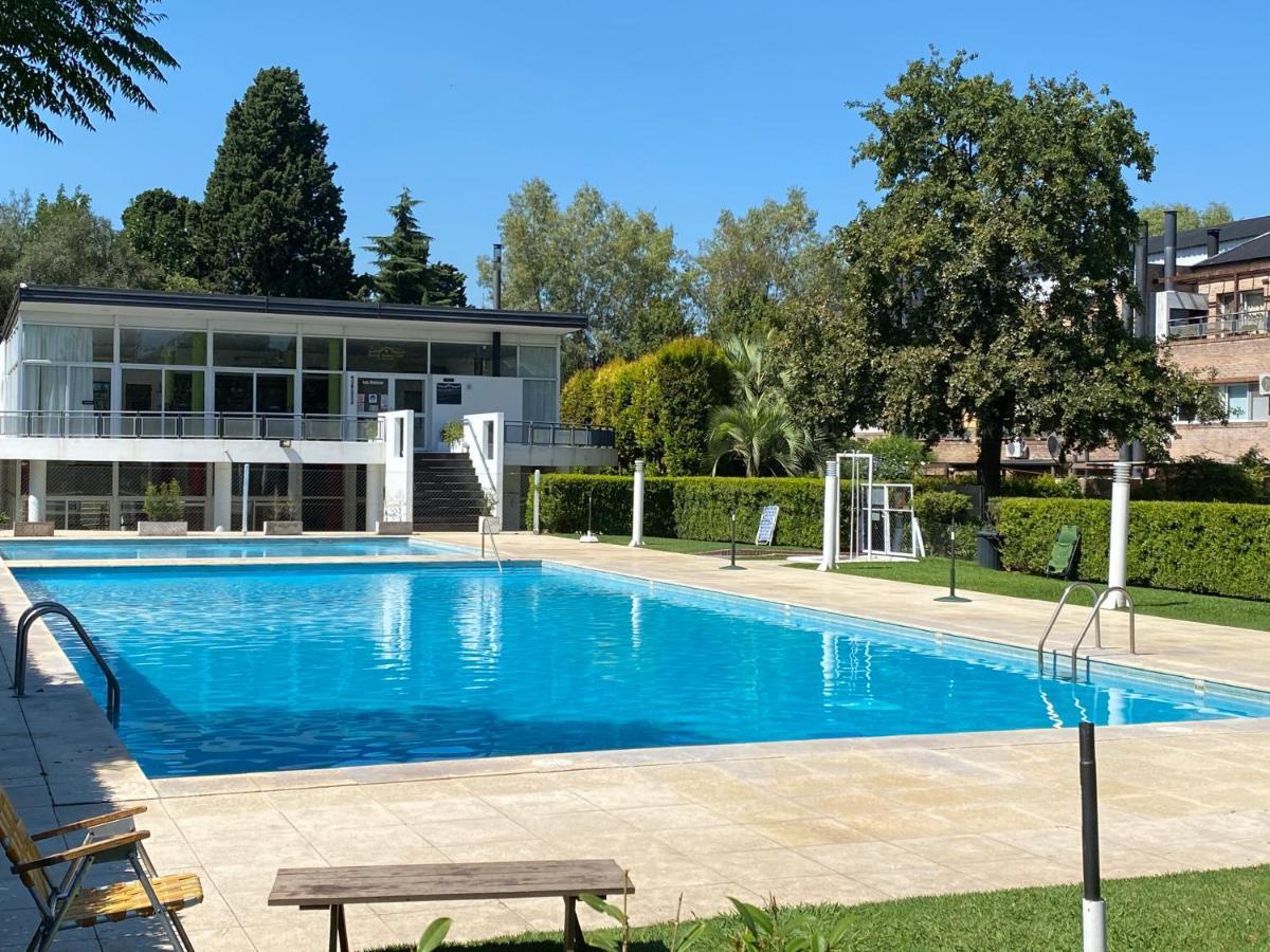 Apartamento En Country Pilar Piscina Parrilla Propia Hasta 4 Personas Экстерьер фото
