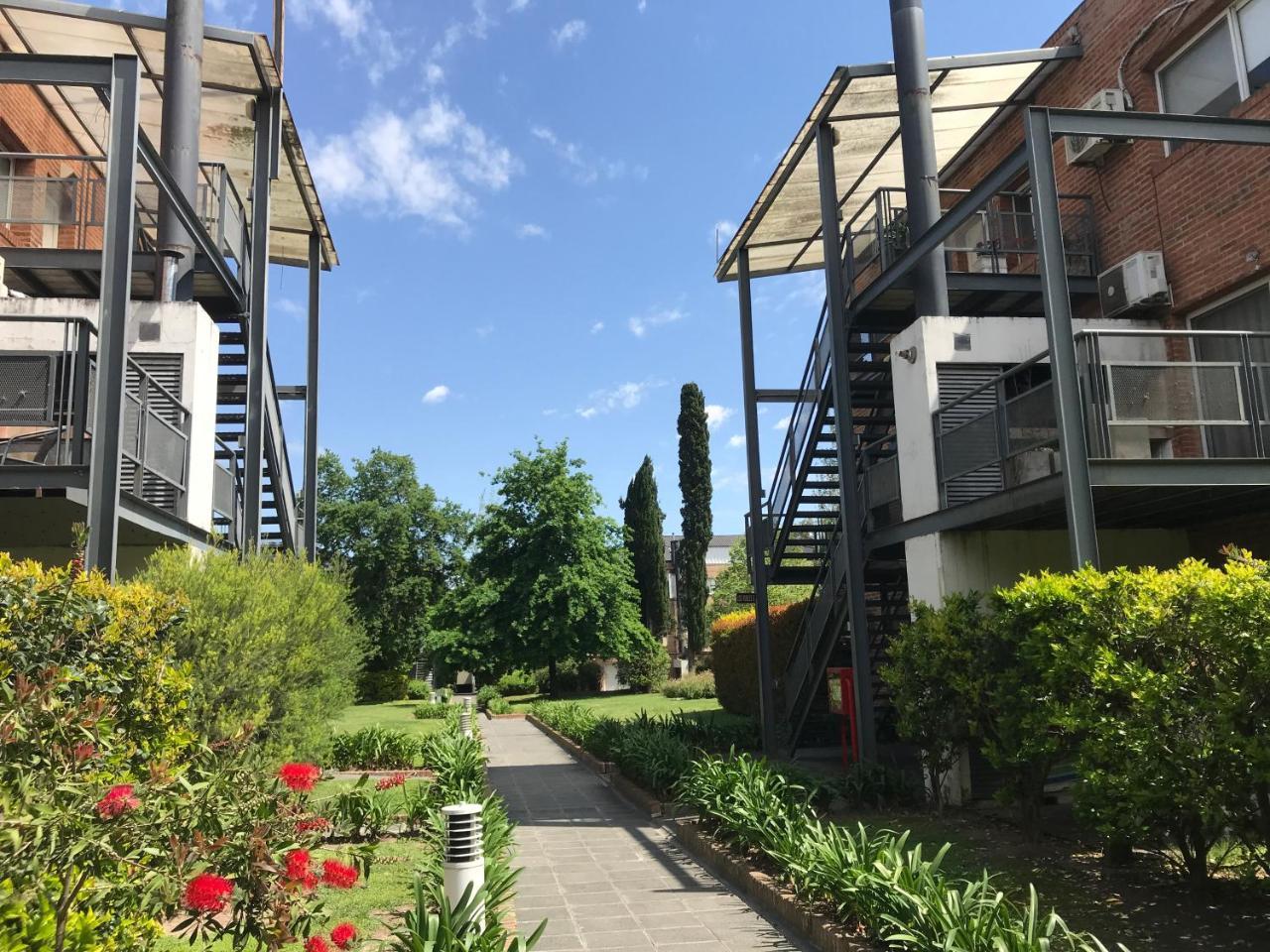 Apartamento En Country Pilar Piscina Parrilla Propia Hasta 4 Personas Экстерьер фото